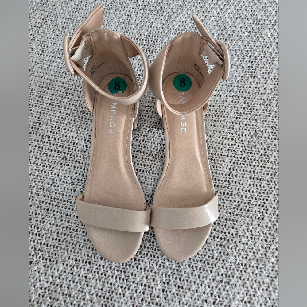 Women's 8 beige heels